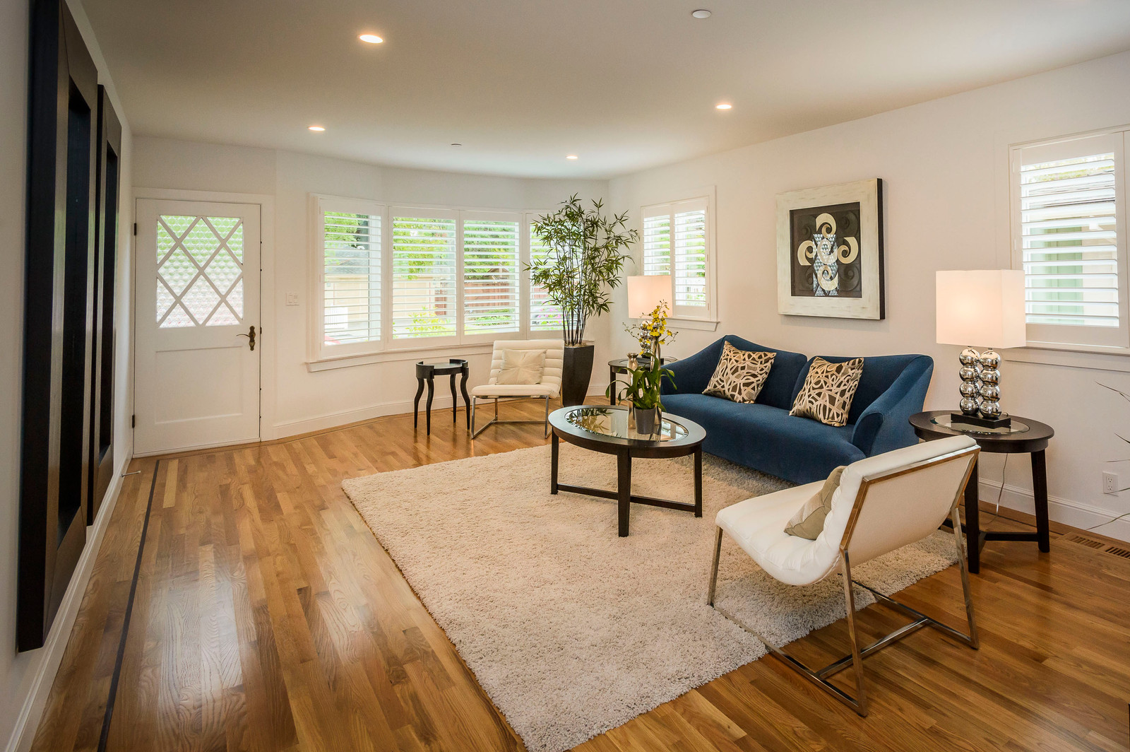 After: Livingroom/ Entry