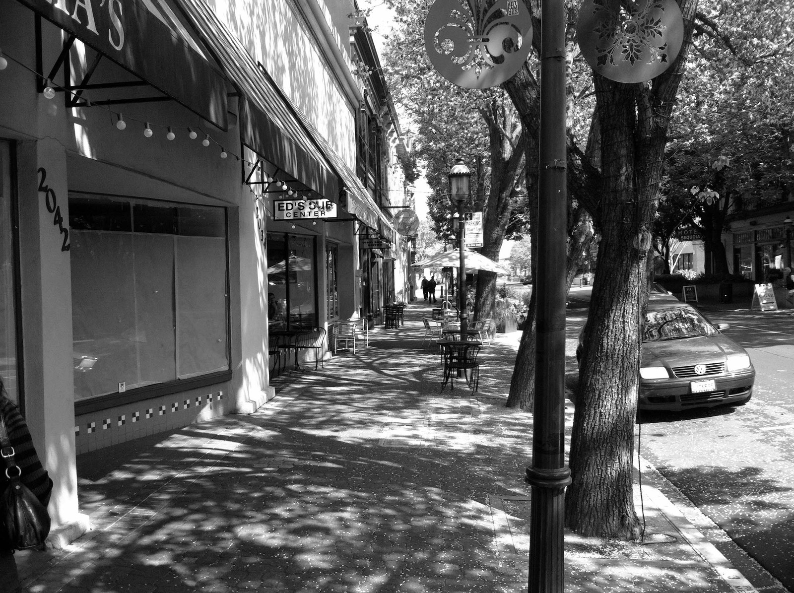 Before: Restaurant Sidewalk